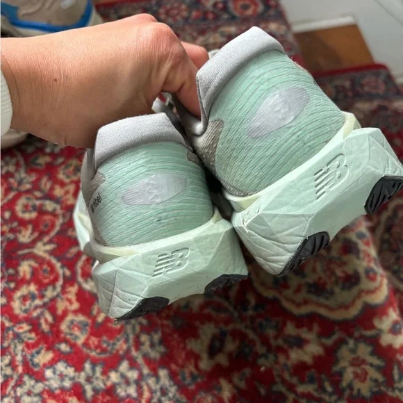 New Balance Women’s Rebel v5 - Picture 3 of 4